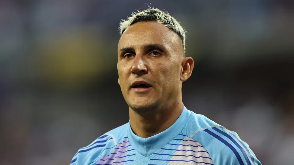 Goleiro Navas deixa o argentino Newell's Old Boys para ir jogar no Pumas, do México