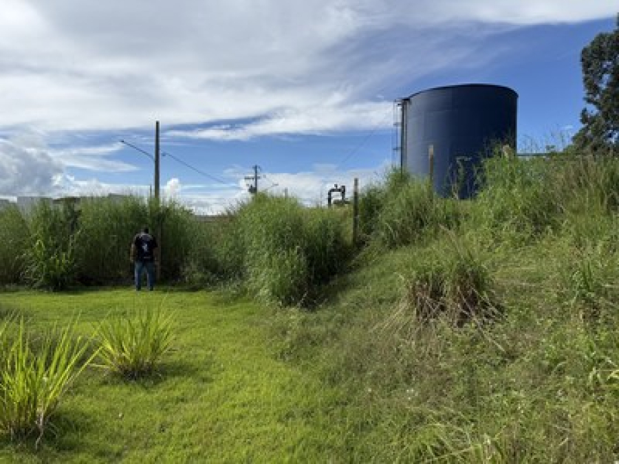 Reivindicação de vereador Milton Soares resulta em limpeza de área pública no Jardim Itália